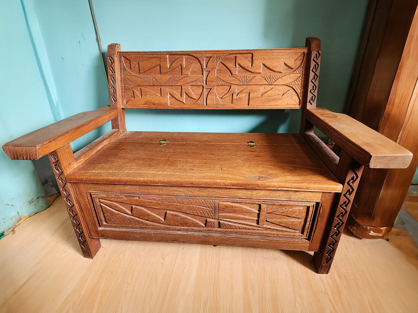 Hand Carved Mahogany Bench with Storage: Zuni Concept